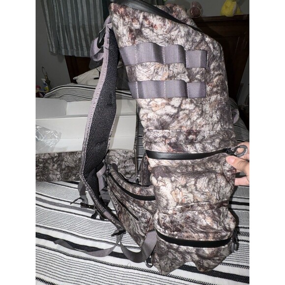 ASIO Gear Treestand Pack Raptor Camo NWT Bowhunting Saddle Hunting Backpack - Picture 7 of 16